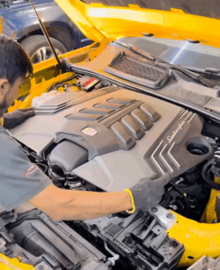 Certified Lamborghini Urus Technicians in Dubai