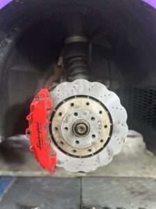 Lamborghini Huracan brake rotor and brake pads replacement service