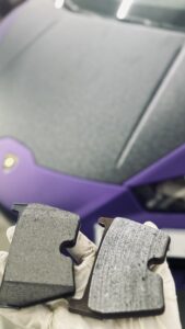 Lamborghini Huracan worn and new brake pads replacement